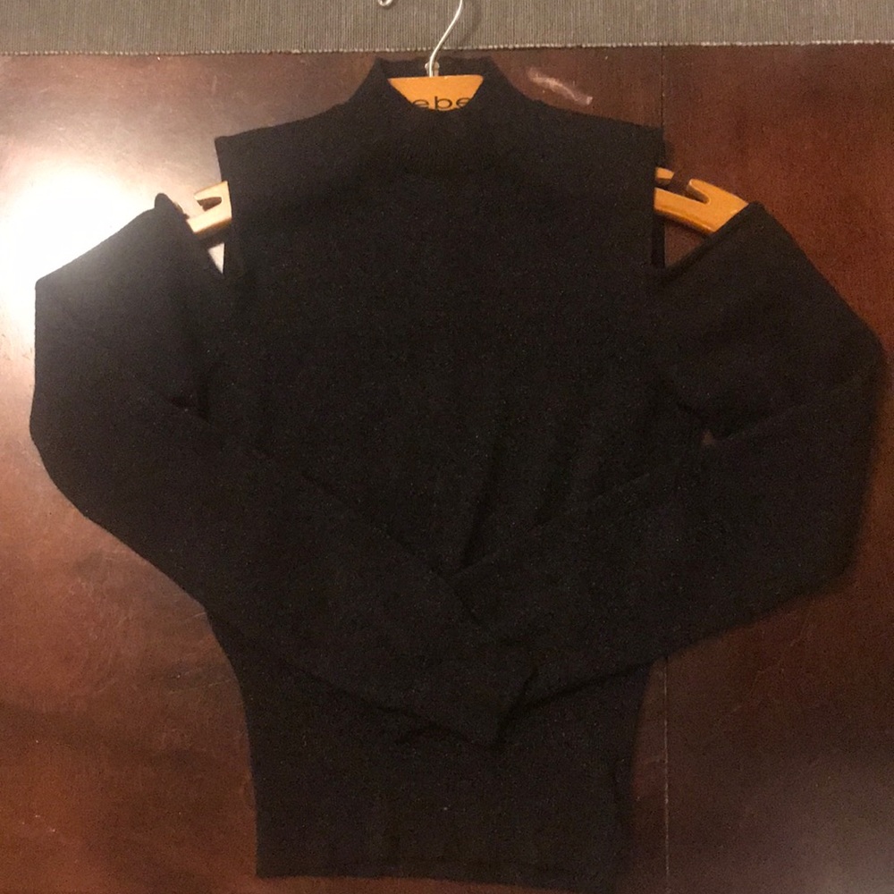 Bebe!!! Cold shoulder crop top!